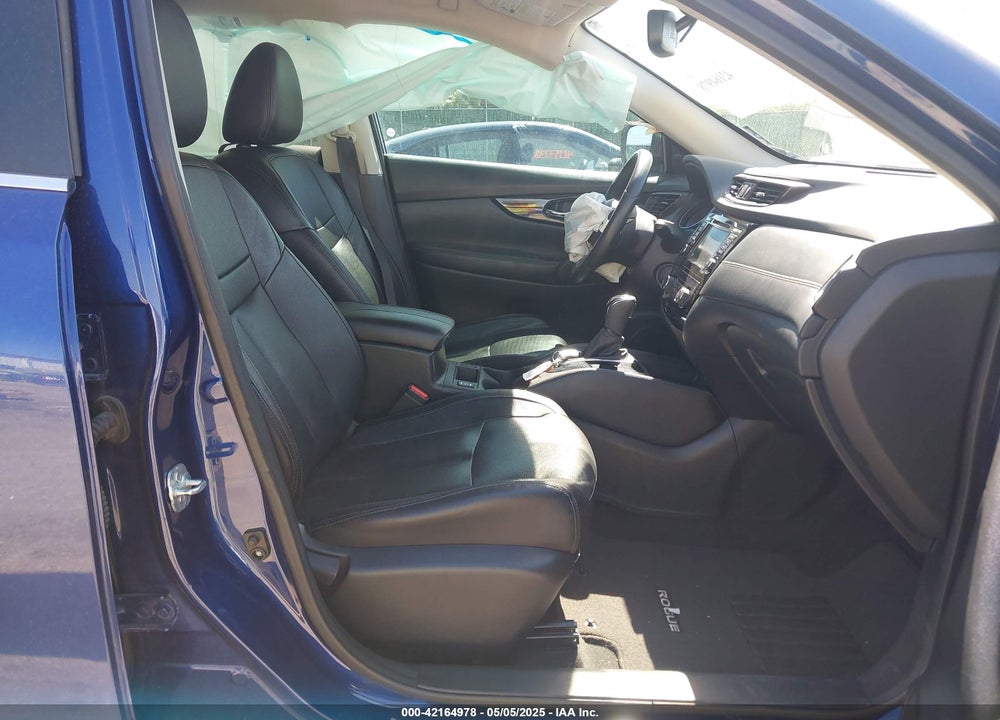 2018 NISSAN ROGUE VIN: 5N1AT2MT3JC787145