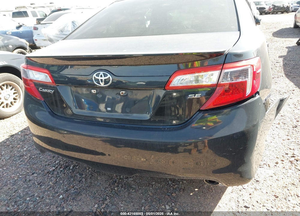 2014 TOYOTA CAMRY SE VIN: 4T1BF1FK3EU431143
