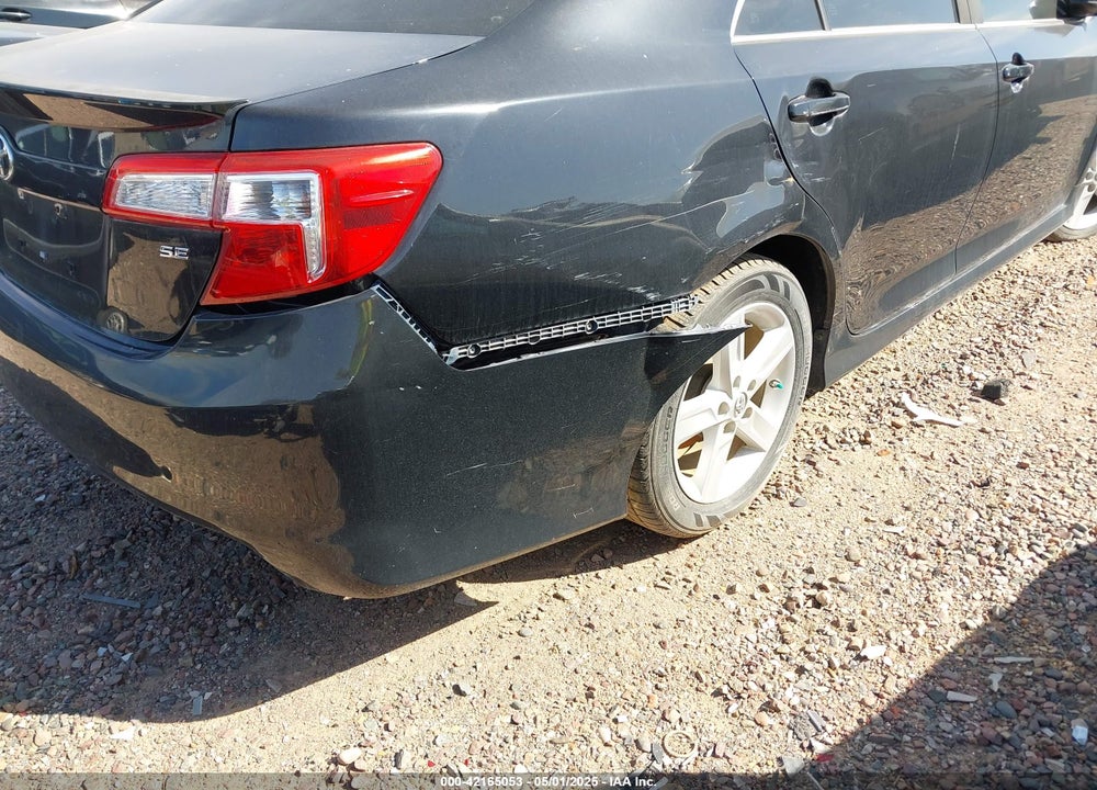2014 TOYOTA CAMRY SE VIN: 4T1BF1FK3EU431143