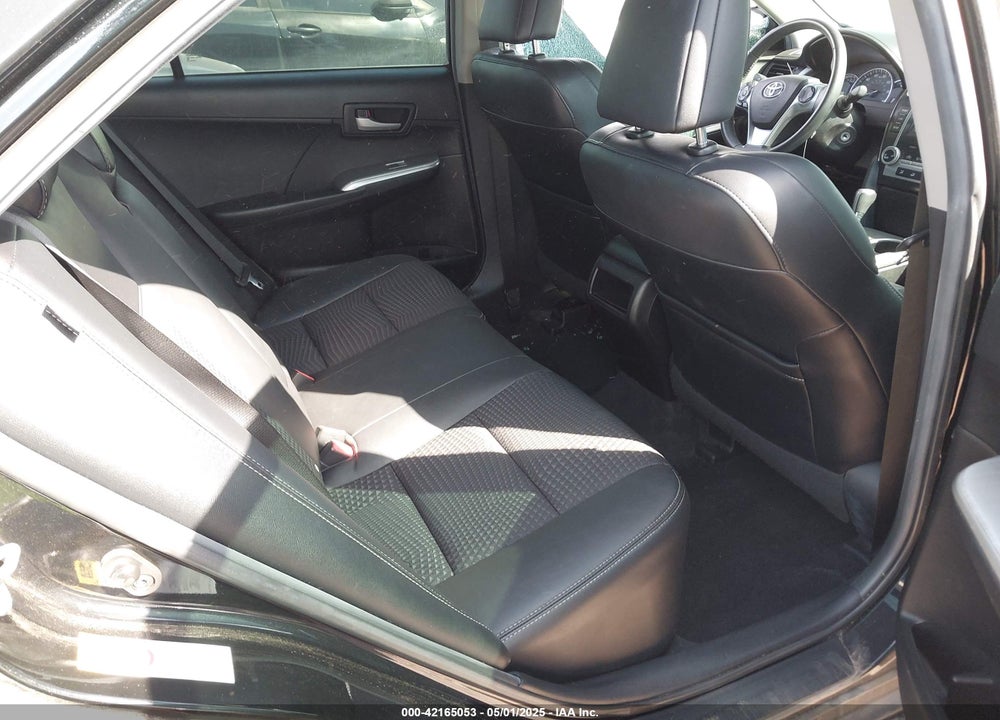 2014 TOYOTA CAMRY SE VIN: 4T1BF1FK3EU431143