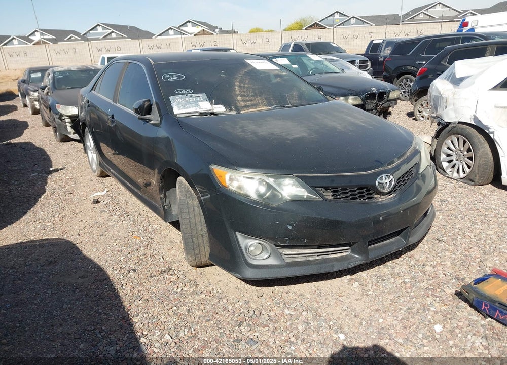 2014 TOYOTA CAMRY SE VIN: 4T1BF1FK3EU431143