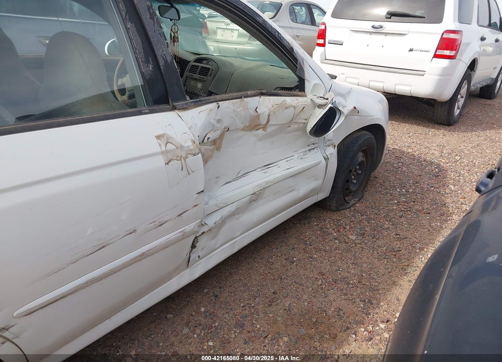 2007 KIA SPECTRA VIN: KNAFE122375413511