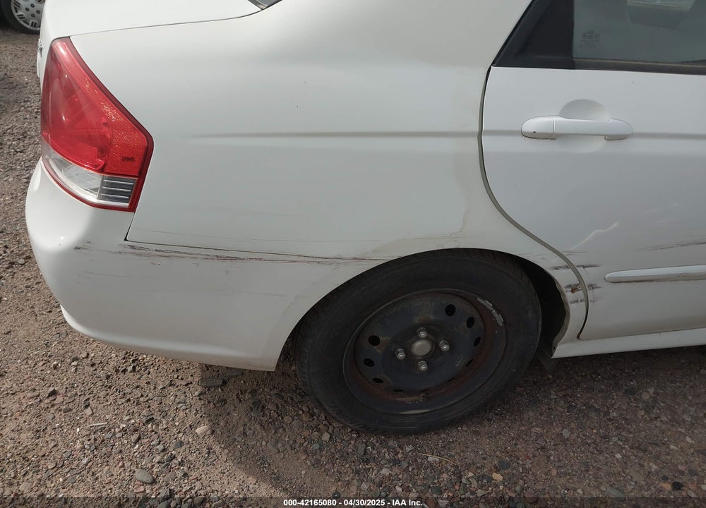 2007 KIA SPECTRA VIN: KNAFE122375413511
