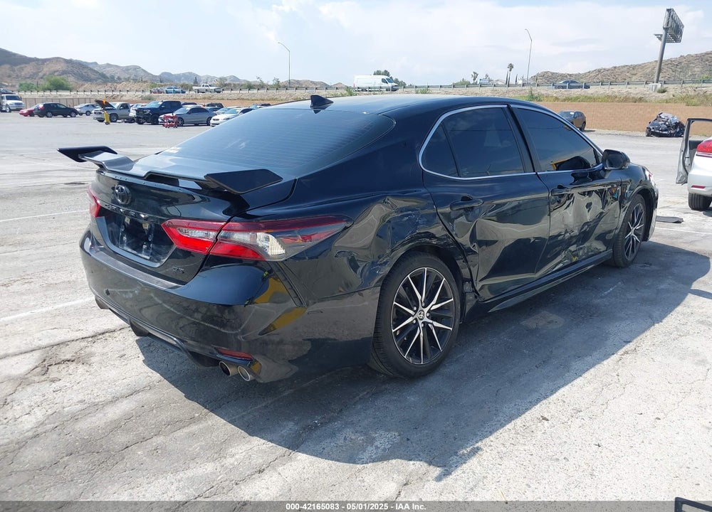 2021 TOYOTA CAMRY VIN: 4T1T11AK7MU615798