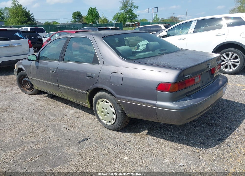 1999 TOYOTA CAMRY LE VIN: 4T1BG22K9XU865840