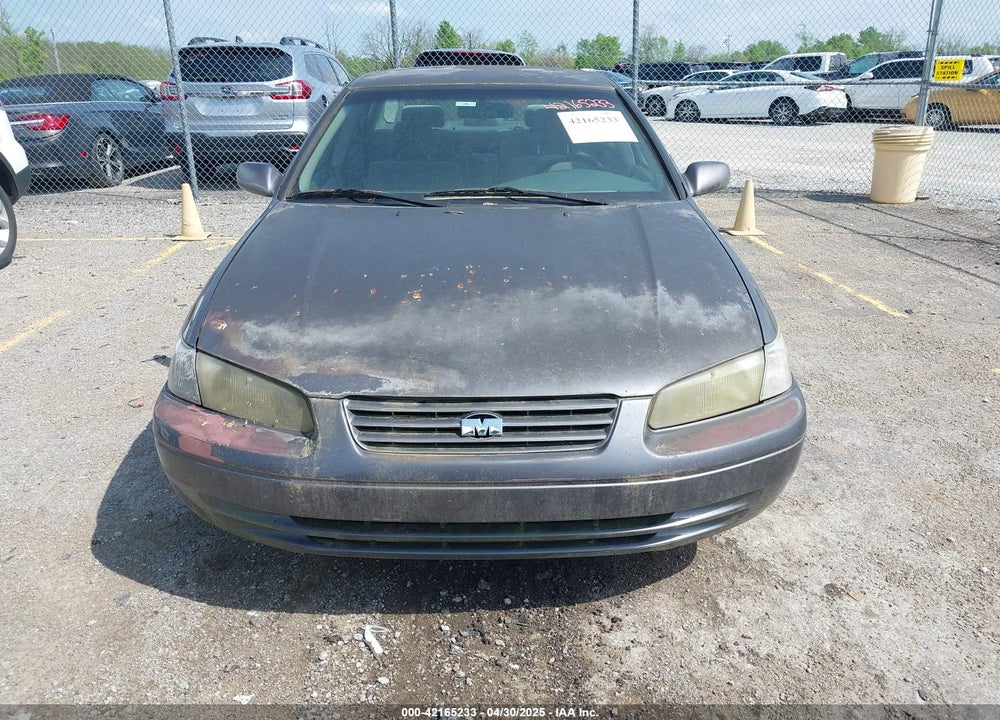 1999 TOYOTA CAMRY LE VIN: 4T1BG22K9XU865840