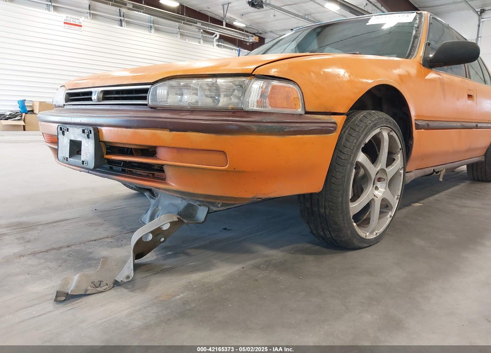 1992 HONDA ACCORD LX VIN: 1HGCB7559NA230126