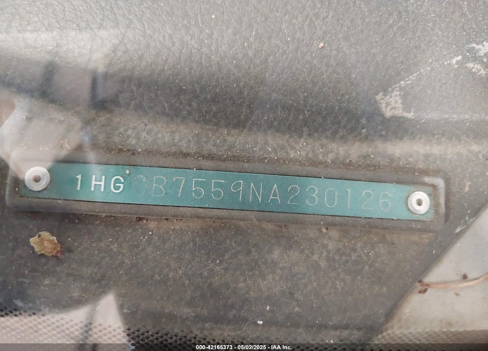1992 HONDA ACCORD LX VIN: 1HGCB7559NA230126