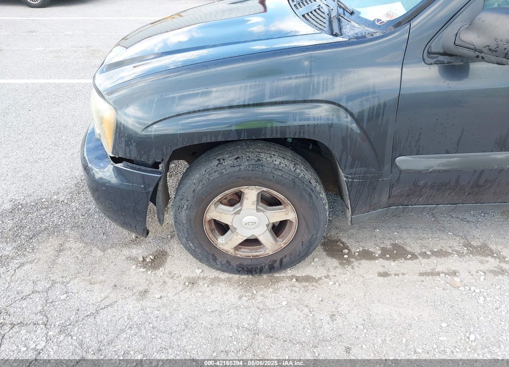 2005 CHEVROLET TRAILBLAZER VIN: 1GNDT13S352210929