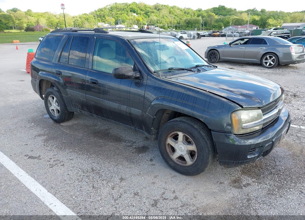 2005 CHEVROLET TRAILBLAZER VIN: 1GNDT13S352210929