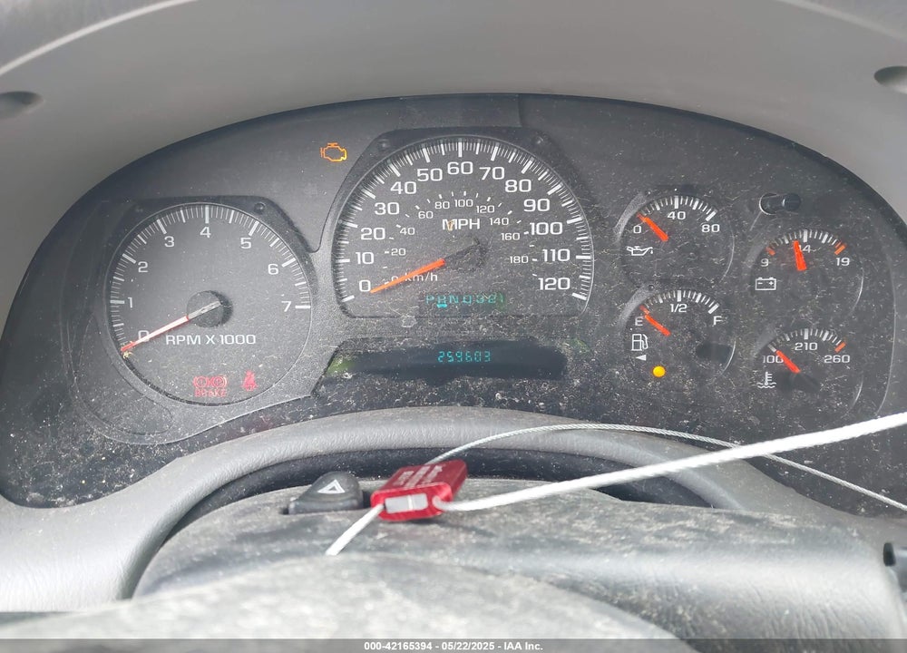 2005 CHEVROLET TRAILBLAZER VIN: 1GNDT13S352210929