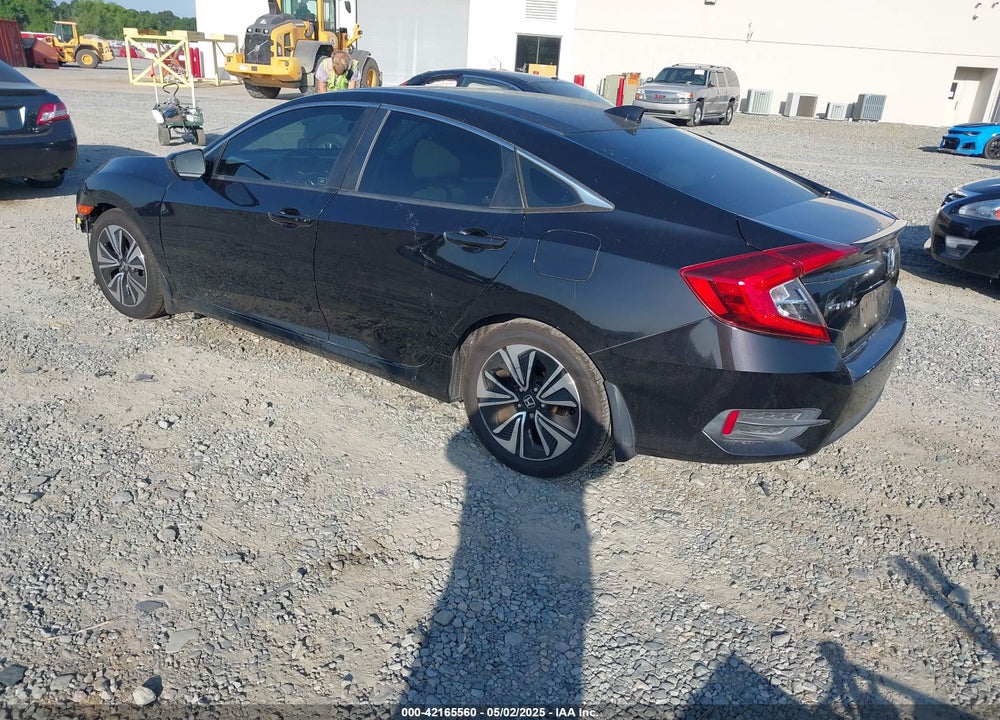 2018 HONDA CIVIC EX-T VIN: JHMFC1F35JX007641