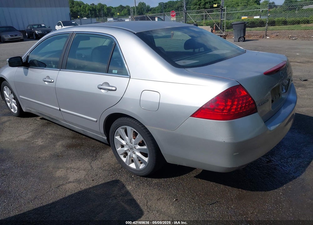 2007 HONDA ACCORD 3.0 SE VIN: 1HGCM664X7A013536