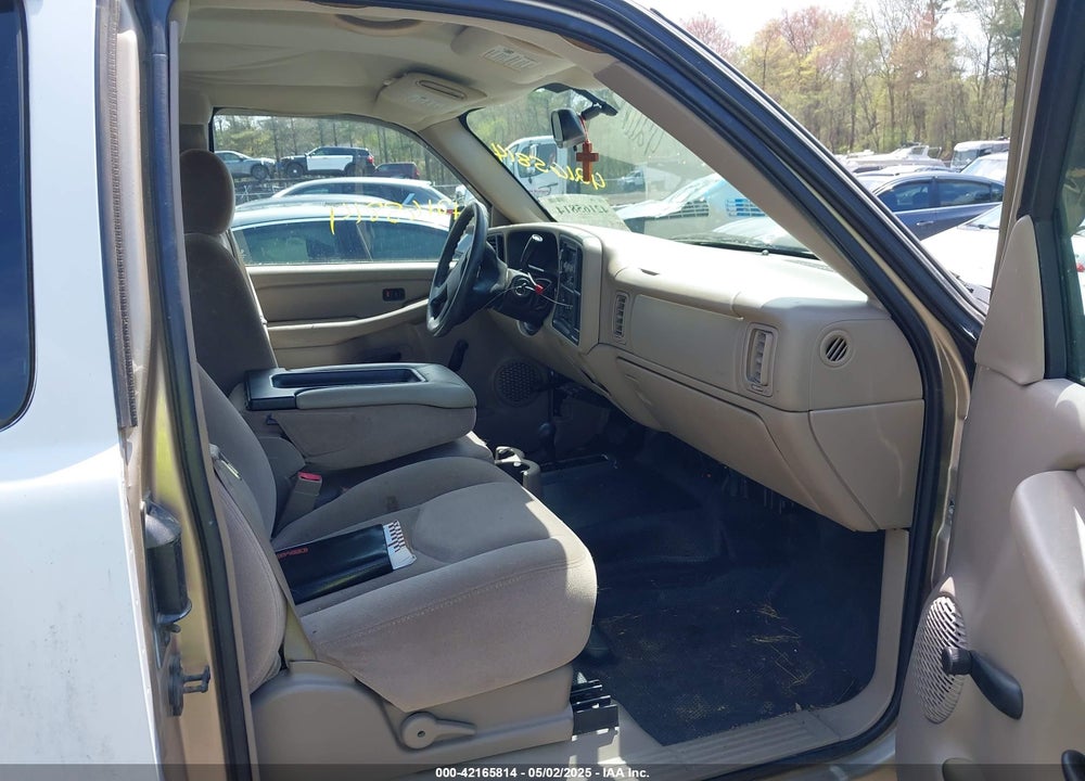 2004 GMC SIERRA 1500 VIN: 2GTEK19V141142565