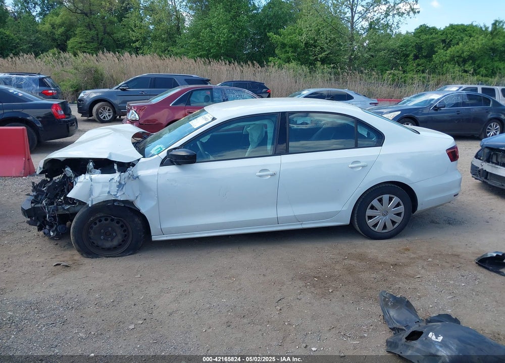 2016 VOLKSWAGEN JETTA VIN: 3VW267AJXGM257906