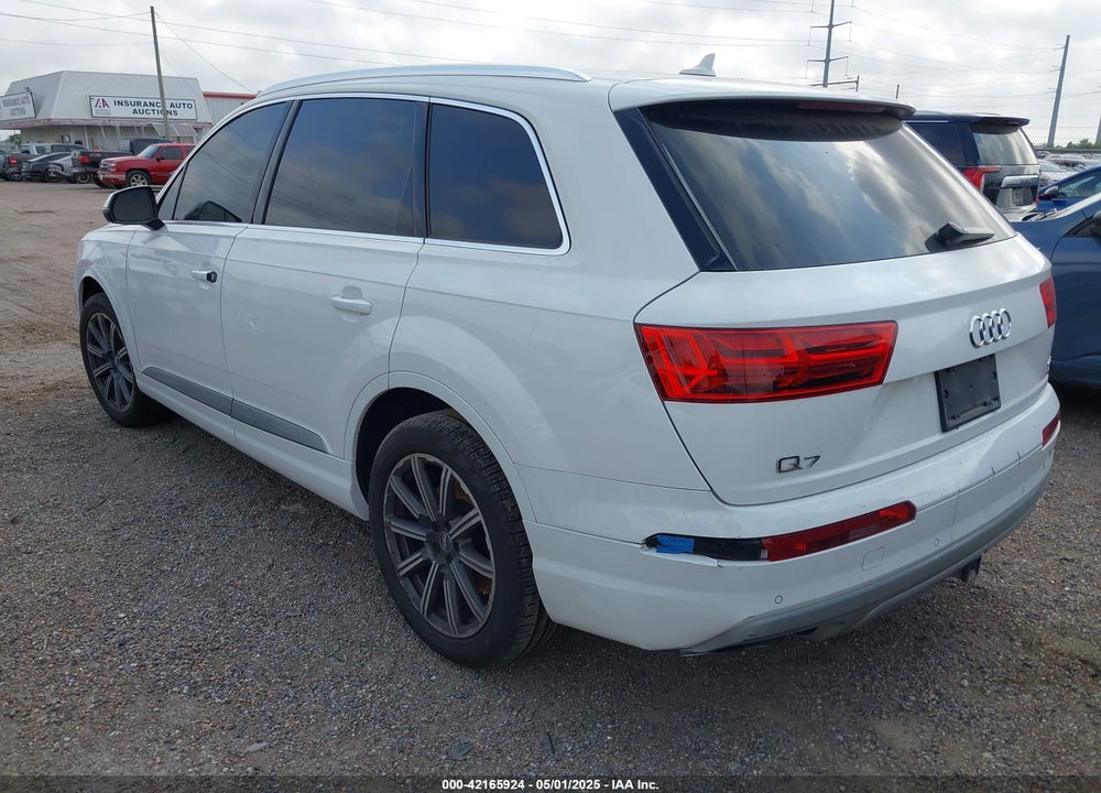 2017 AUDI Q7 3.0T PREMIUM VIN: WA1LAAF71HD024553