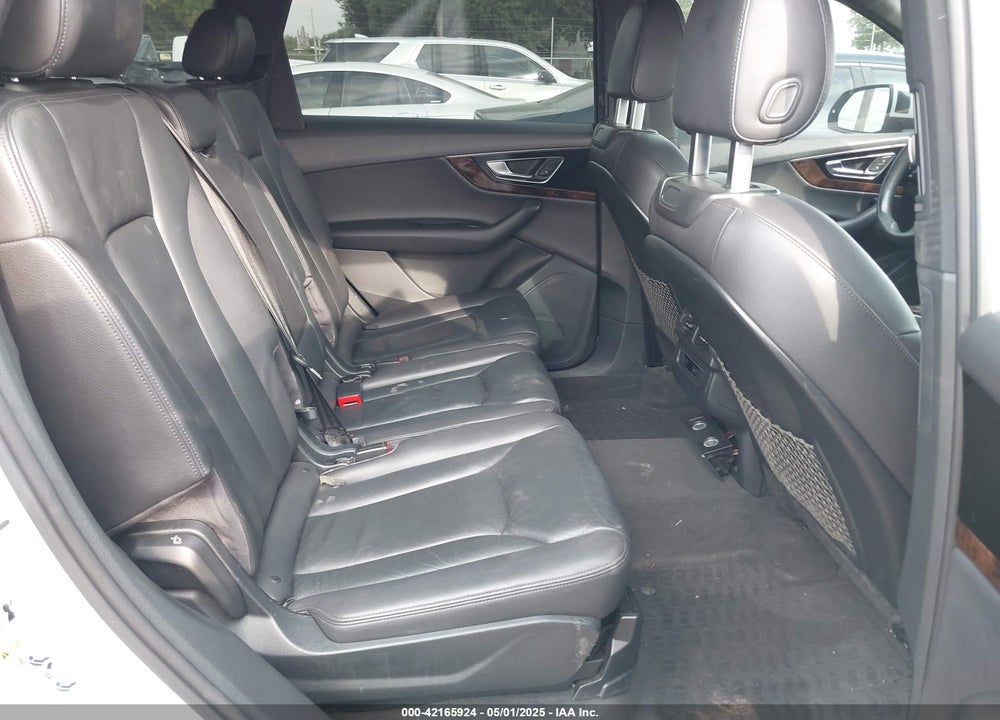2017 AUDI Q7 3.0T PREMIUM VIN: WA1LAAF71HD024553