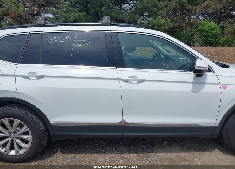 2018 VOLKSWAGEN TIGUAN 2.0T SE/2.0T SEL VIN: 3VV3B7AX8JM044789