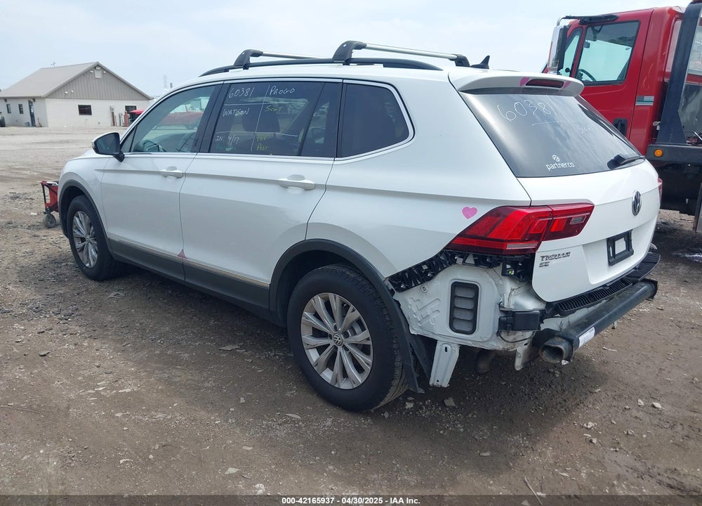 2018 VOLKSWAGEN TIGUAN 2.0T SE/2.0T SEL VIN: 3VV3B7AX8JM044789