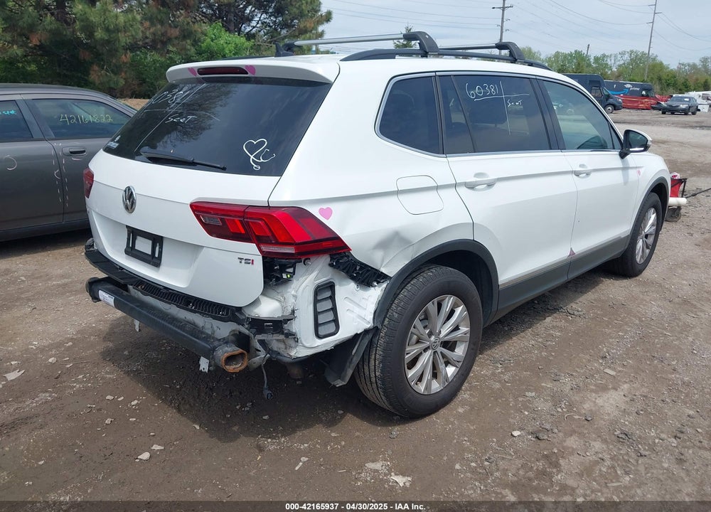 2018 VOLKSWAGEN TIGUAN 2.0T SE/2.0T SEL VIN: 3VV3B7AX8JM044789