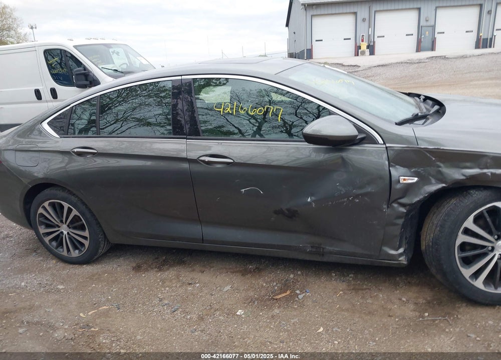 2018 BUICK REGAL SPORTBACK ESSENCE VIN: W04GP6SX8J1171088