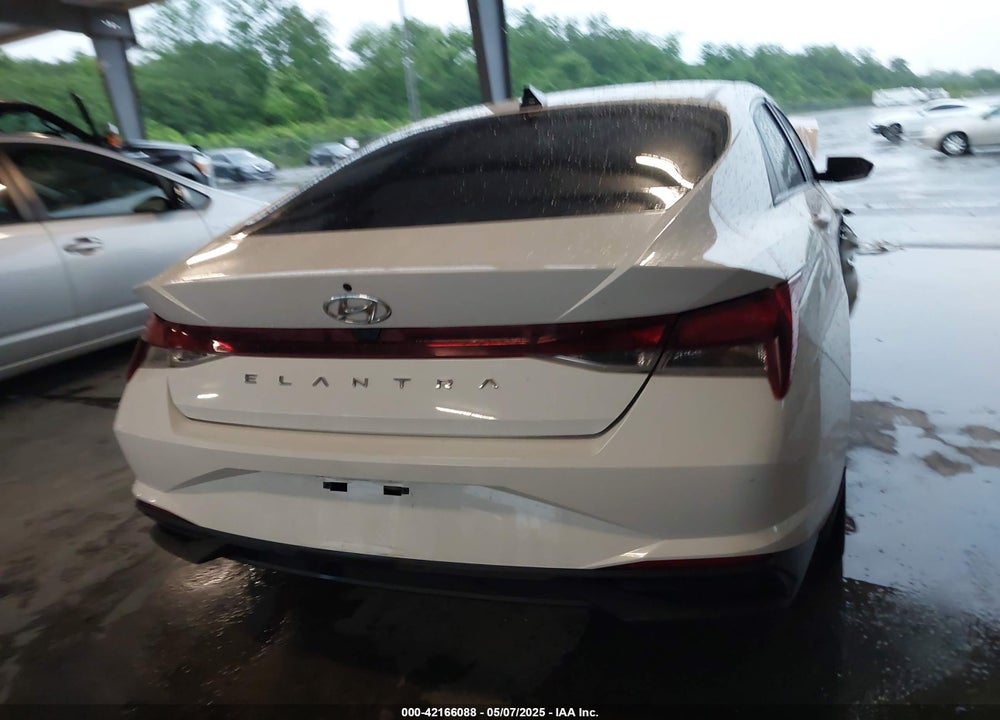 2023 HYUNDAI ELANTRA VIN: 5NPLS4AG7PH100586