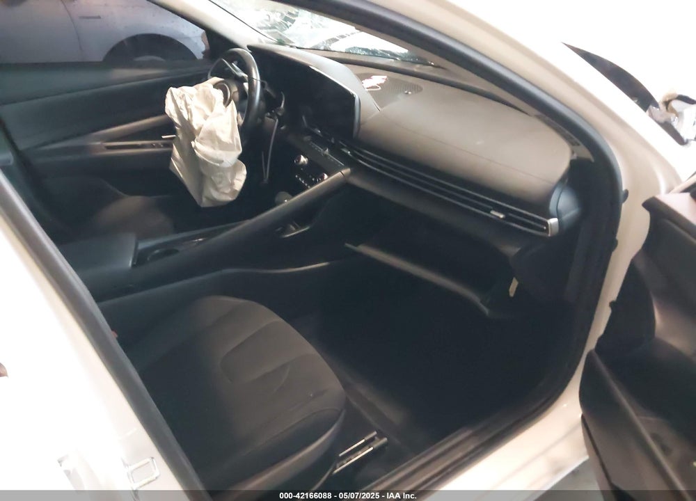2023 HYUNDAI ELANTRA VIN: 5NPLS4AG7PH100586