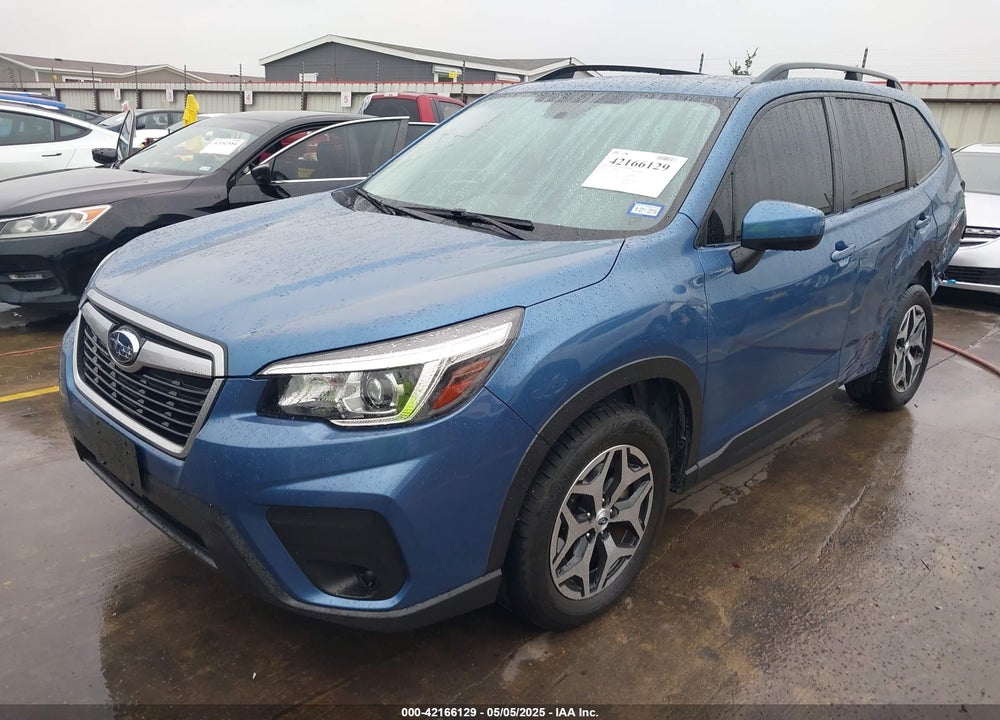 2020 SUBARU FORESTER PREMIUM VIN: JF2SKAJCXLH582388