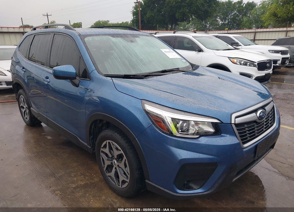 2020 SUBARU FORESTER PREMIUM VIN: JF2SKAJCXLH582388