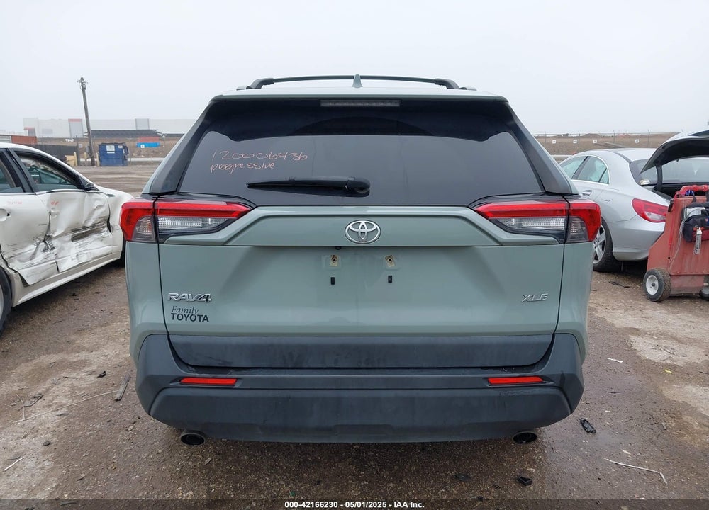 2019 TOYOTA RAV4 VIN: JTMW1RFV4KD508787