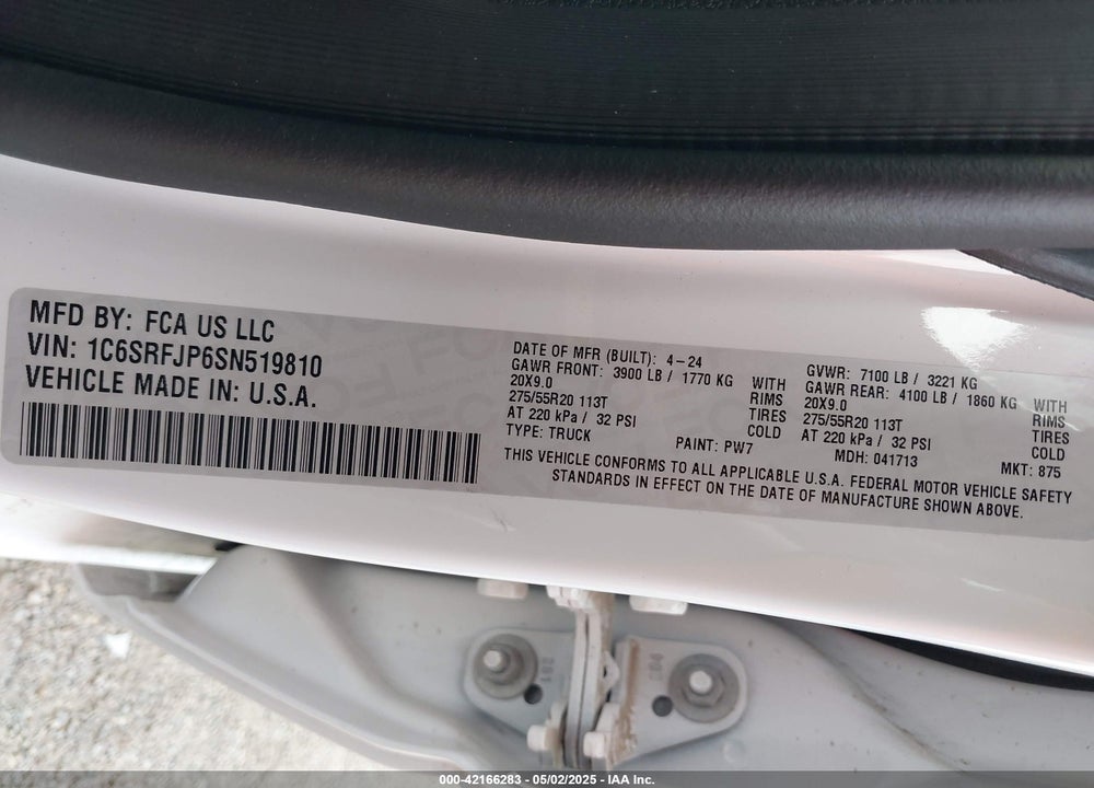 2025 RAM 1500 LAIE  4X4 5'7 BOX VIN: 1C6SRFJP6SN519810