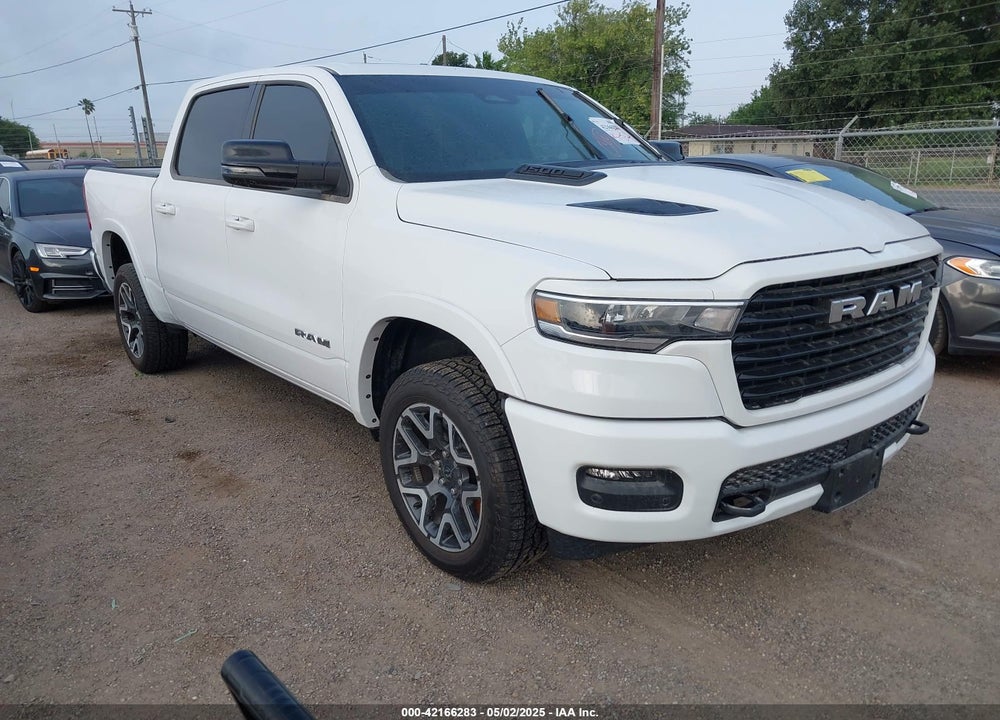 2025 RAM 1500 LAIE  4X4 5'7 BOX VIN: 1C6SRFJP6SN519810