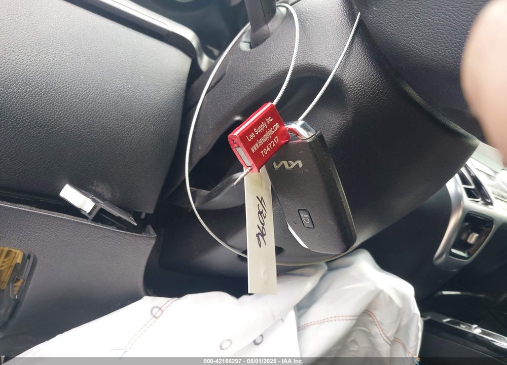 2022 KIA SORENTO VIN: 5XYRKDLF9NG079825
