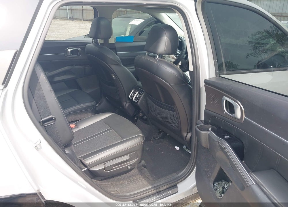 2022 KIA SORENTO VIN: 5XYRKDLF9NG079825