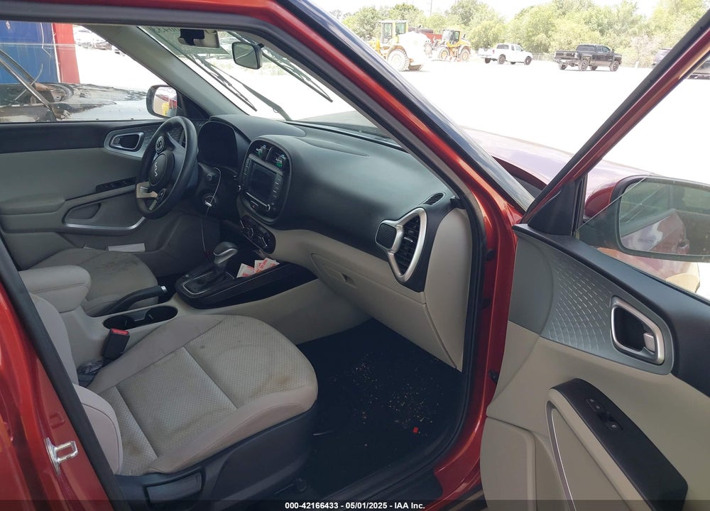 2022 KIA SOUL VIN: KNDJ23AU1N7798671