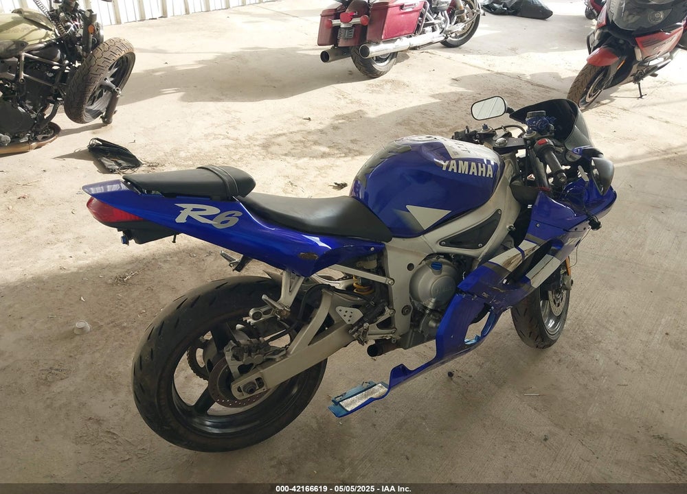 2000 YAMAHA YZFR6 L VIN: JYARJ04E2YA009813