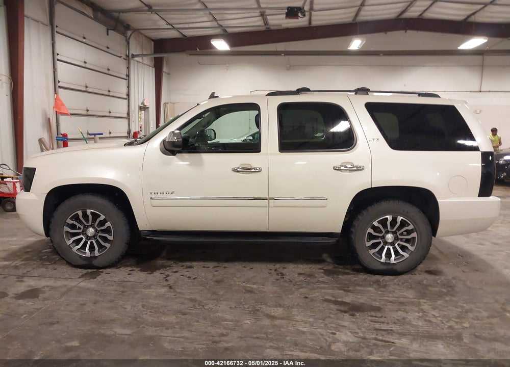2012 CHEVROLET TAHOE LTZ VIN: 1GNSKCE07CR227674