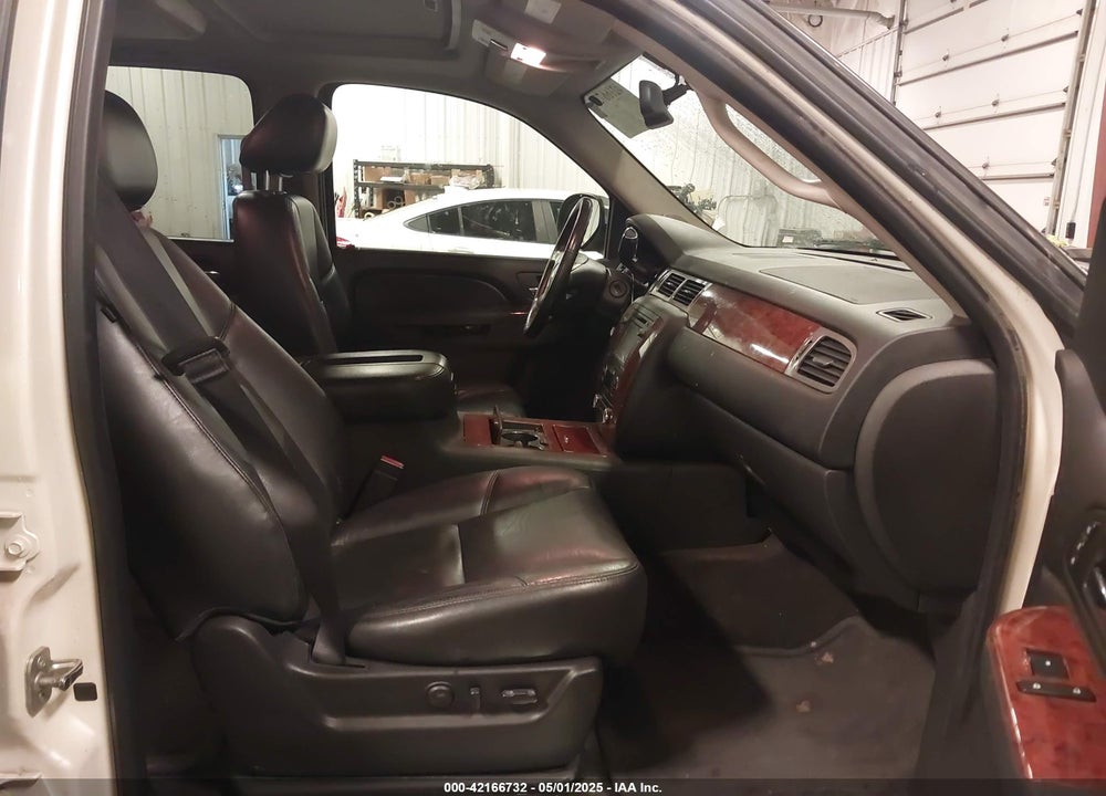 2012 CHEVROLET TAHOE LTZ VIN: 1GNSKCE07CR227674