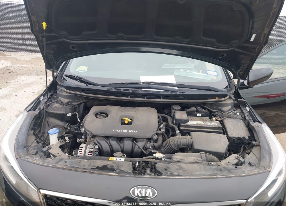 2017 KIA FORTE VIN: 3KPFL4A78HE013179