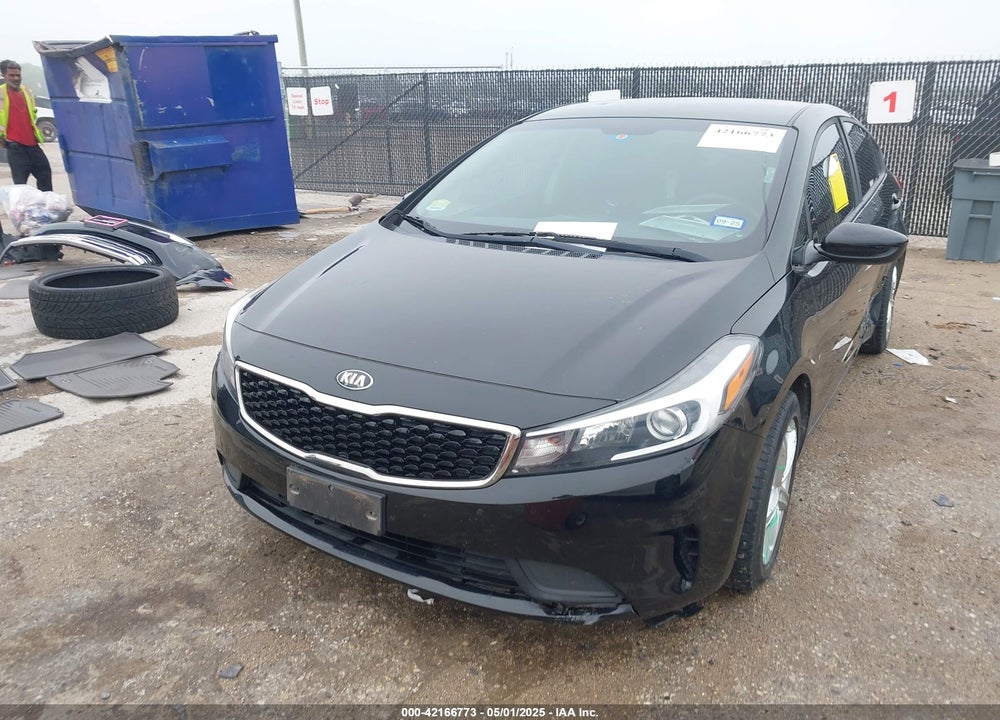 2017 KIA FORTE VIN: 3KPFL4A78HE013179