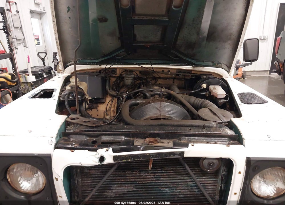 1983 LAND ROVER DEFENDER VIN: SALLDHAG8AA190593