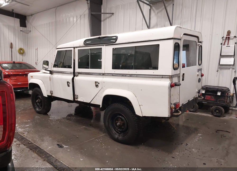 1983 LAND ROVER DEFENDER VIN: SALLDHAG8AA190593