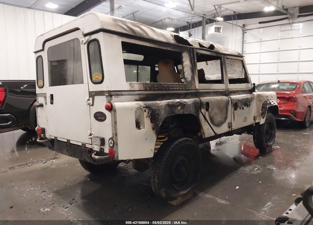 1983 LAND ROVER DEFENDER VIN: SALLDHAG8AA190593
