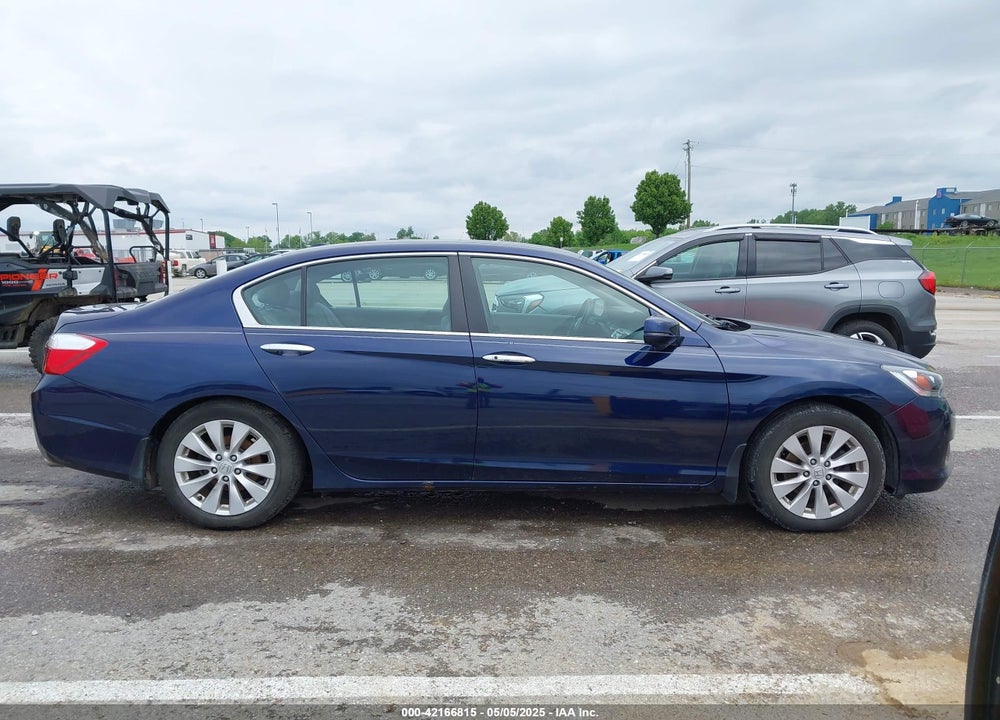 2013 HONDA ACCORD VIN: 1HGCR2F89DA184416