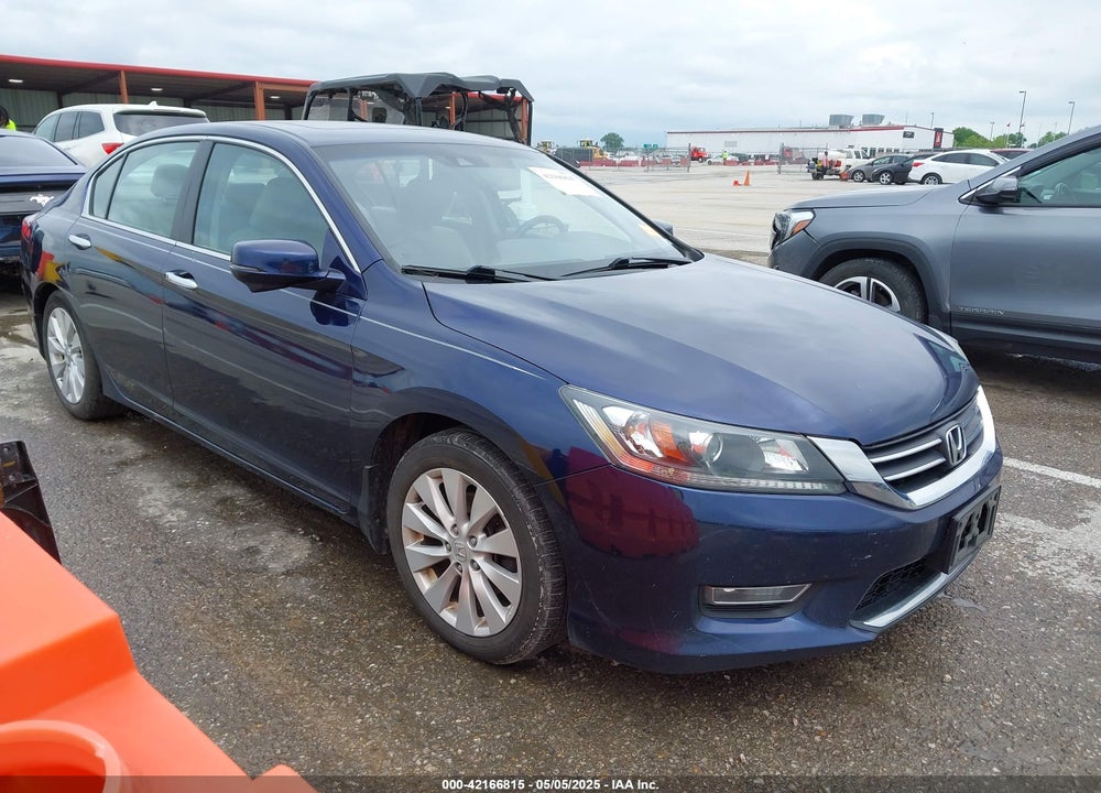 2013 HONDA ACCORD VIN: 1HGCR2F89DA184416