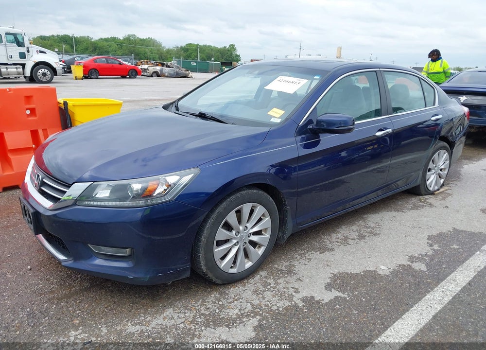 2013 HONDA ACCORD VIN: 1HGCR2F89DA184416