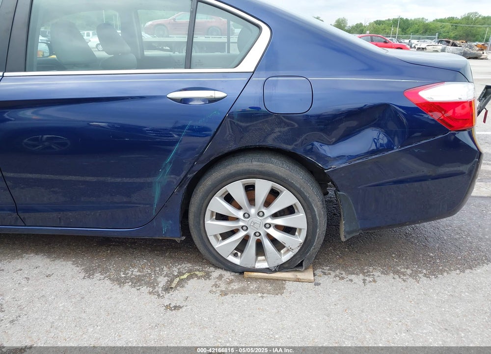 2013 HONDA ACCORD VIN: 1HGCR2F89DA184416