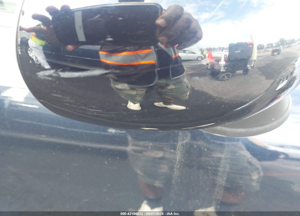 2013 MINI HARDTOP VIN: WMWSU3C56DT547099