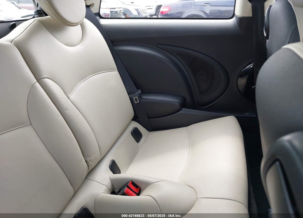 2013 MINI HARDTOP VIN: WMWSU3C56DT547099