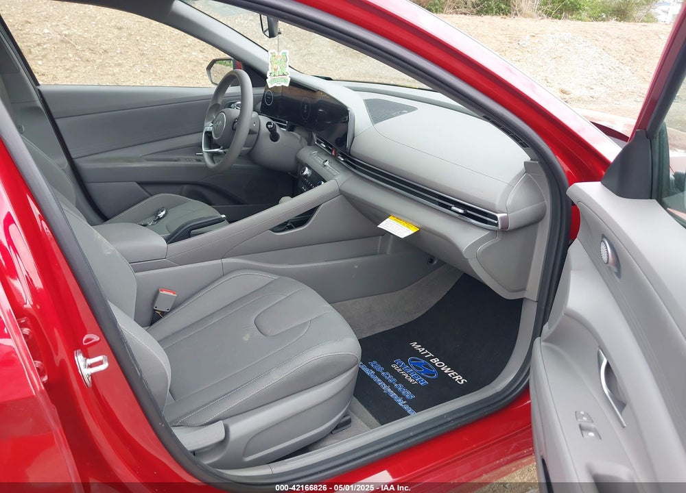 2024 HYUNDAI ELANTRA VIN: KMHLM4DGXRU814044